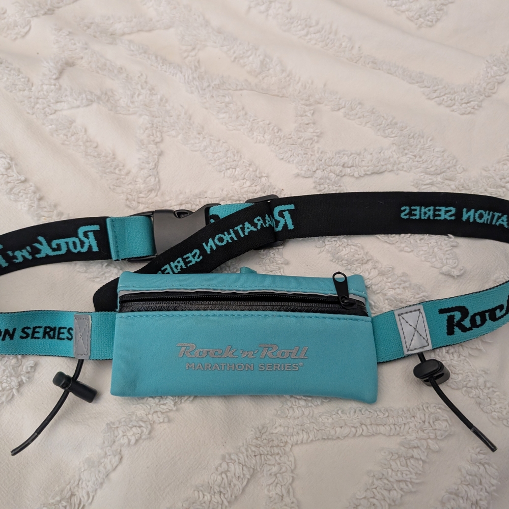 Source Unknown Pink and Black Marathon Belt